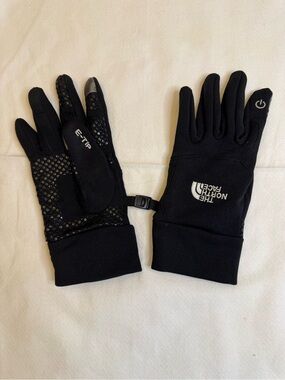 The North Face Women's S Black Etip Recycled Touchscreen Grip Fleece Gloves